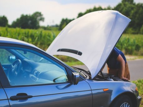 Weekly Checks: Checking your vehicle fluid levels