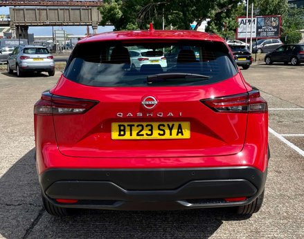 Nissan Qashqai 1.3 Qashqai Acenta Premium DiG-T MHEV 5dr 6