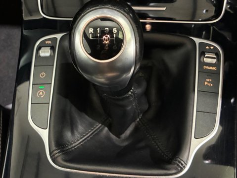 Mercedes-Benz C Class 1.6 C200d AMG Line Euro 6 (s/s) 5dr 28