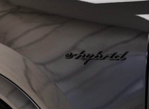 Porsche Cayenne TURBO S 27