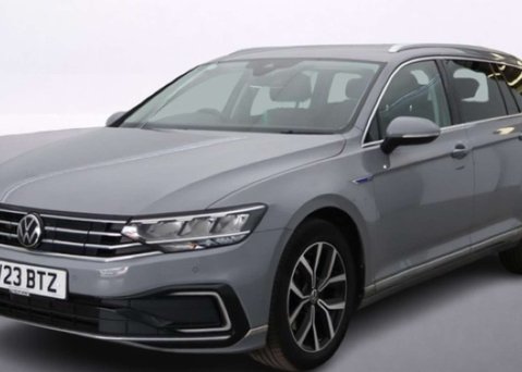 Volkswagen Passat 1.4 TSI 13kWh GTE Estate 5dr Petrol Plug-in Hybrid DSG Euro 6 (s/s) (218 ps 5