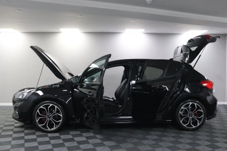 Ford Focus ST-LINE X 5