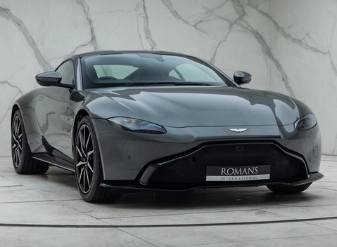 Aston Martin V8 Vantage 9