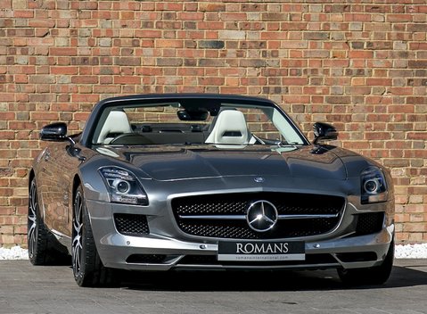 Mercedes-Benz SLS GT Roadster 1