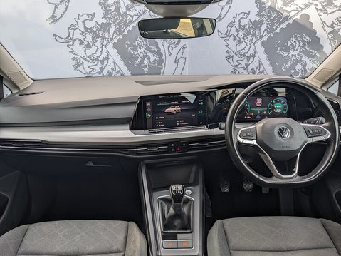 Volkswagen Golf LIFE TSI 18