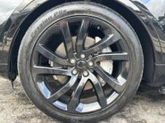 Land Rover Discovery D300 HSE Panel Van - Rear Seat Conversion / Black Pack 41