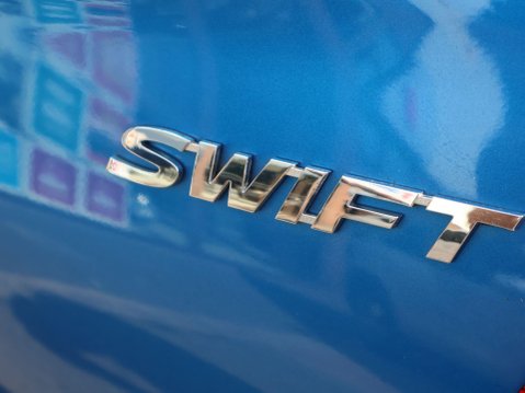 Suzuki Swift 1.2 Dualjet MHEV SZ-T CVT Euro 6 (s/s) 5dr 39