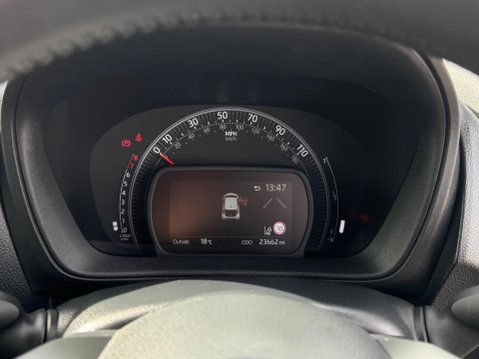 Toyota Aygo X 1.0 VVT-i Limited Edition (Canvas Roof) Euro 6 (s/s) 5dr 14