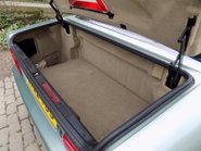 Mercedes-Benz SL Series 500SL-32 34