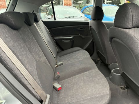Kia Rio 1.5 CRDi 2 Hatchback 5dr Diesel Manual (119 g/km, 108 bhp) 9