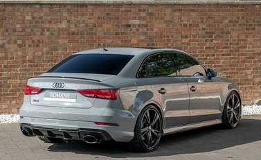 Audi RS3 Saloon 9