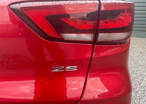 MG ZS 1.5 VTI-TECH EXCLUSIVE  12