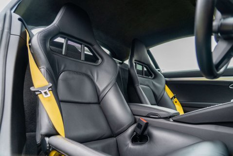 Porsche 718 Cayman GTS 10