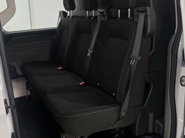 Ford Transit Custom Transit Custom 300L2 2.0 EcoBlue 136ps H1 Double Cab Van Trend 13