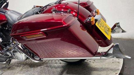 Harley-Davidson Touring 1745 FLHXS Street Glide Special Euro 4 61