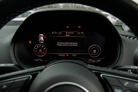 Audi Q2 TFSI BLACK EDITION 23