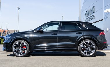 Audi RS Q8 VORSPRUNG 3