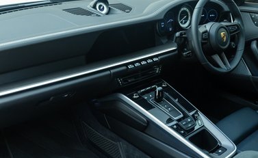 Porsche 911 Turbo S (992) 20