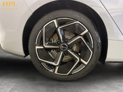 BYD Seal 82.5kWh Design Saloon 4dr Electric Auto (312 ps) 1 Owner - Sensors - Bluet 10