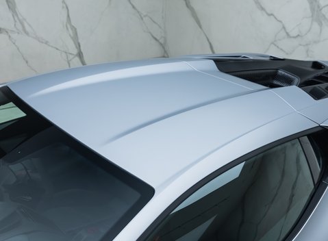 Lamborghini Revuelto 38