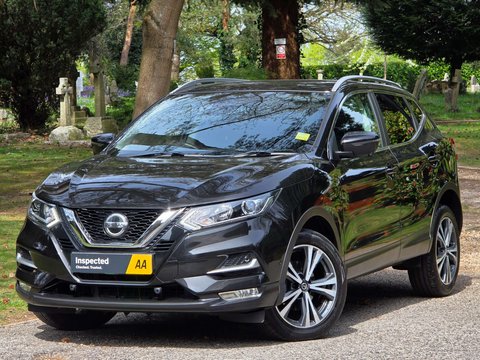 Nissan Qashqai 1.3 Qashqai N-Connecta DiG-T Semi-Auto 5dr 57