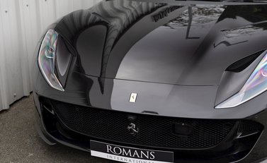 Ferrari 812 Superfast 23