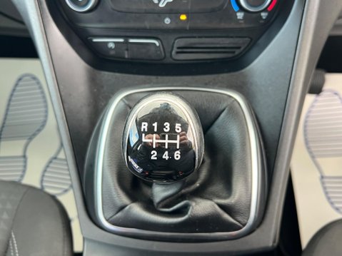 Ford Grand C-Max 1.0T EcoBoost Zetec Euro 6 (s/s) 5dr (Nav) 34