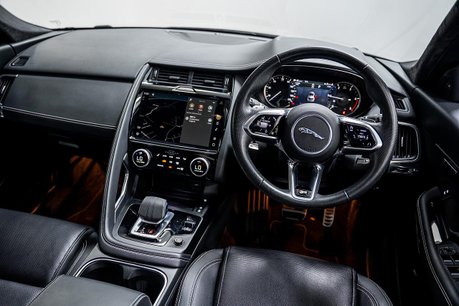 Jaguar E-Pace 2.0 D204 MHEV R-Dynamic Black SUV 5dr Diesel Auto AWD Euro 6 (s/s) (204 ps) 29