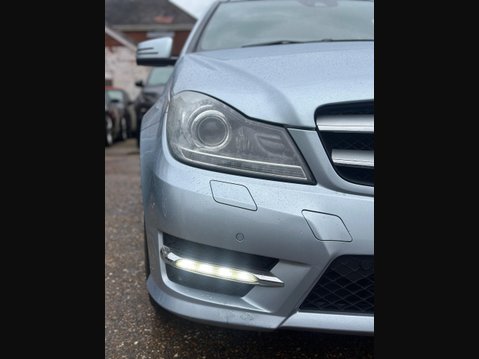 Mercedes-Benz C Class 2.1 C250 CDI BlueEfficiency AMG Sport Coupe 2dr Diesel G-Tronic+ Euro 5 (s/ 3