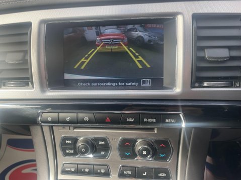 Jaguar XF 3.0d S V6 Portfolio Auto Euro 5 (s/s) 4dr 17