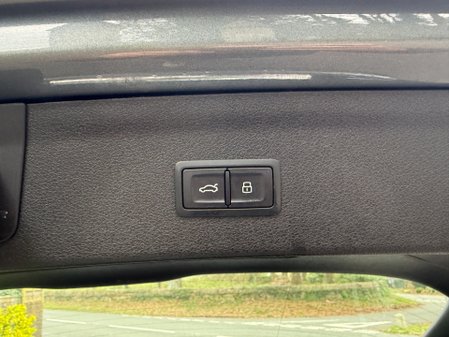 Audi Q3 TDI QUATTRO SE 42