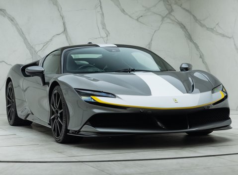 Ferrari SF90 Stradale ASSETTO FIORANO 9