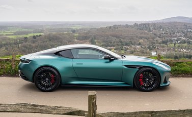 Aston Martin DB12 Coupe 3