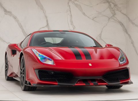 Ferrari 488 Pista 1
