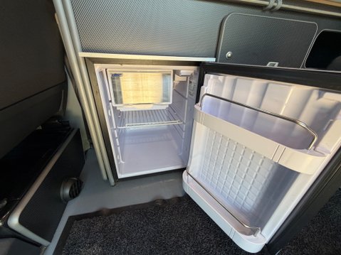 Volkswagen Road Trippin SWB TAILGATE 2 BERTH CAMPER VAN 16