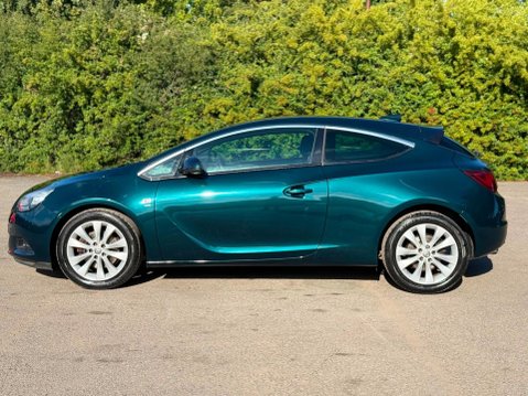 Vauxhall Astra GTC 1.4i Turbo SRi Euro 6 (s/s) 3dr 6