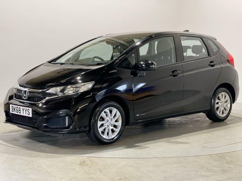 Honda Jazz 1.3 i-VTEC SE Navi Hatchback 5dr Petrol CVT Euro 6 (s/s) (102 ps) Alloys 4