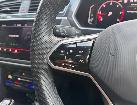 Volkswagen Tiguan 2.0 Tiguan R-Line TDI Semi-Auto 5dr 24
