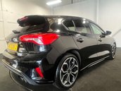 Ford Focus 1.5 Focus  ST-Line X TDCI 5dr 3