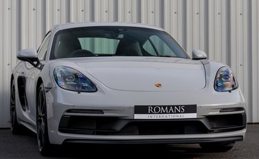 Porsche 718 Cayman GTS 1