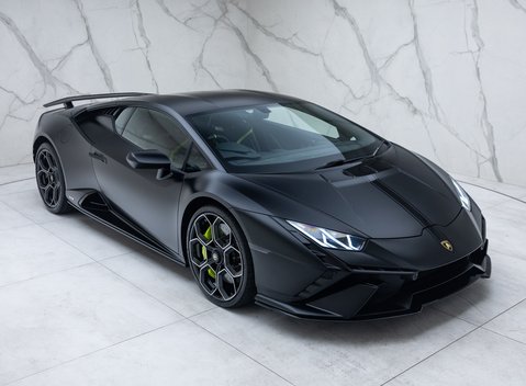 Lamborghini Huracan Tecnica 8