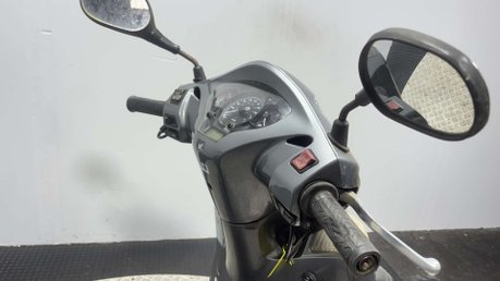 Honda SH300i SH300 2010 300CC PROJECT RUNNING SCOOTER SPARES OR REPAIR BIKE 11