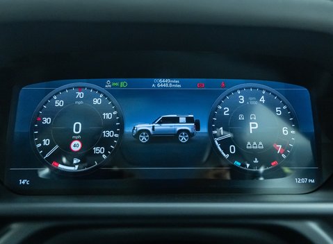 Land Rover Defender 90 V8 P525 19