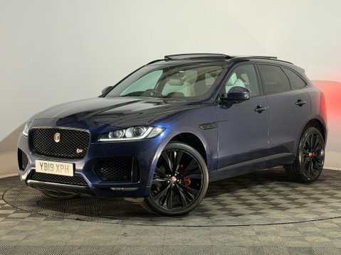 Jaguar F-Pace S AWD 3