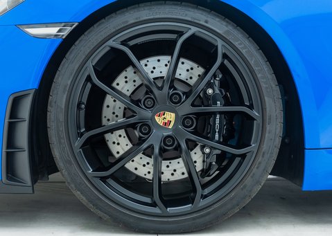 Porsche 718 SPYDER 