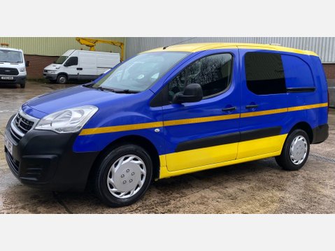 Peugeot Partner 1.6 BlueHDi 744 S Combi Van 6dr Diesel Manual L2 (113 g/km, 97.64 bhp) 28