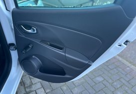 Renault Clio ICONIC 0.9 TCE 5 DOOR 29