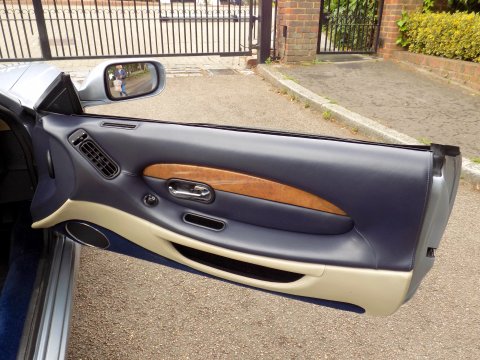 Aston Martin DB7 VANTAGE VOLANTE V12 AUTOMATIC 14
