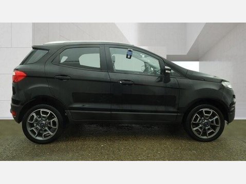 Ford Ecosport 1.0T EcoBoost Titanium 2WD Euro 5 (s/s) 5dr 3