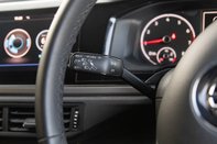 Volkswagen Polo SE TSI DSG 17